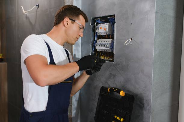 Professional Electrician in Florida City, FL